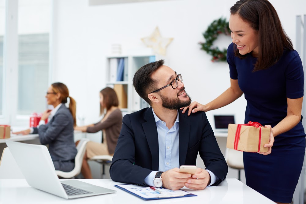 Corporate Gifting 101: Keep Your Company at the Top of Clients’ Minds